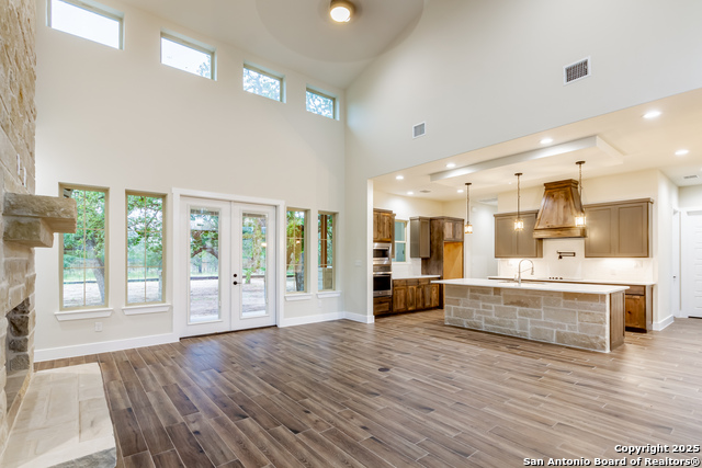 Image 15 of 65 For 205 Timber Place