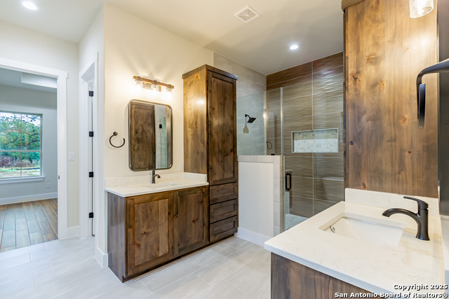 Image 19 of 65 For 205 Timber Place