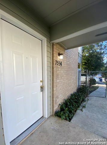 Image 2 of 15 For 7534 Windsor Oaks