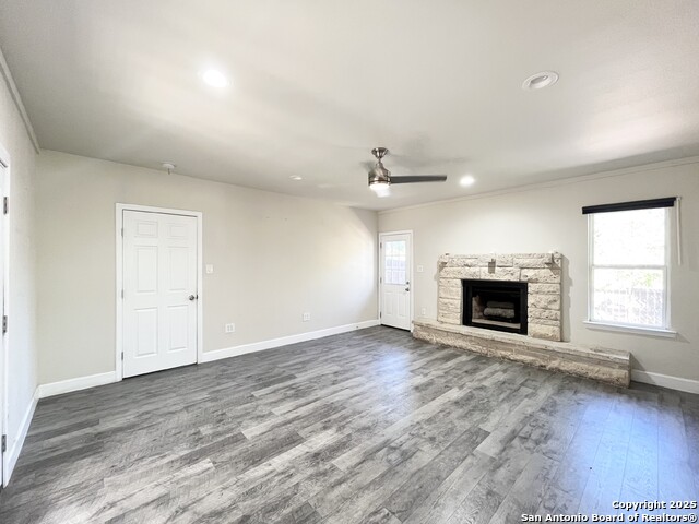 Listing photo id 17 for 1000 Ivy Ln