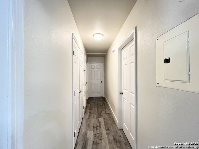 Listing photo id 19 for 1000 Ivy Ln