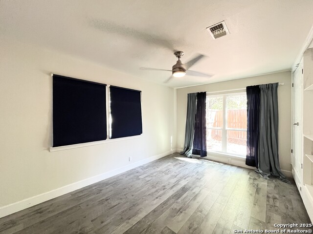 Listing photo id 20 for 1000 Ivy Ln