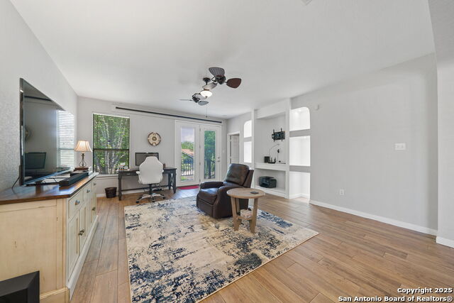 Image 2 of 20 For 6017 Scenic Links