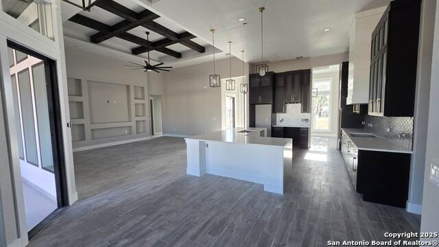 Image 11 of 31 For 699 James Way