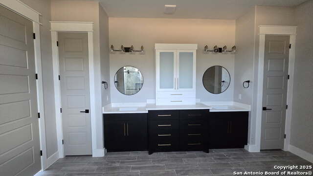 Image 14 of 31 For 699 James Way