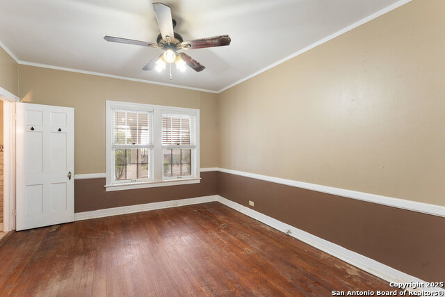 Image 30 of 41 For 391 Broadview Dr W
