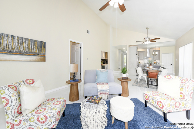 Listing photo id 17 for 3446 River Path St