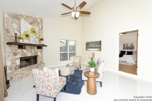 Listing photo id 18 for 3446 River Path St