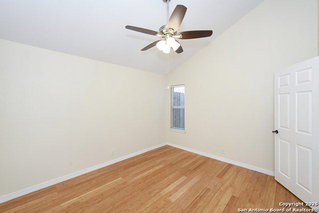 Listing photo id 28 for 3446 River Path St