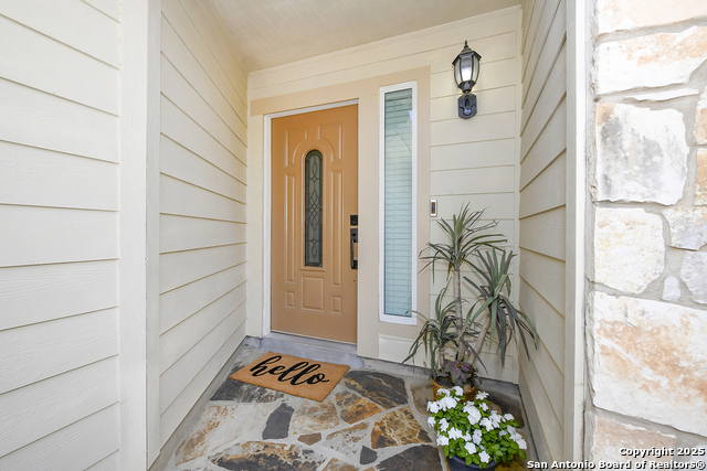 Listing photo id 2 for 3446 River Path St