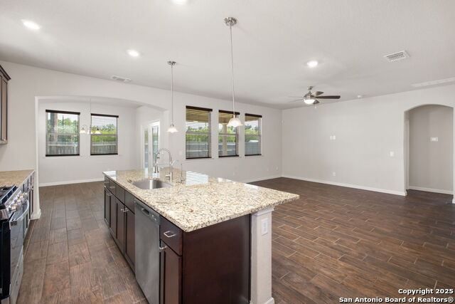 Image 7 of 34 For 13826 Chester Knoll