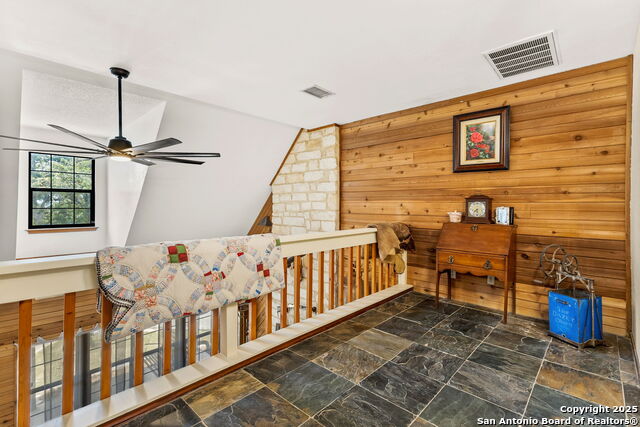 Image 15 of 38 For 1170 Capote Oaks