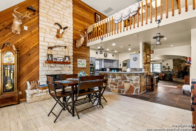 Image 2 of 38 For 1170 Capote Oaks