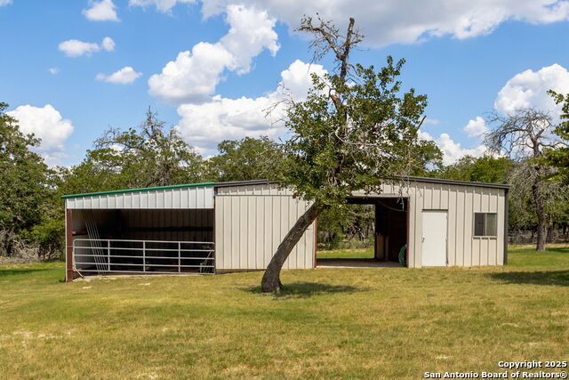 Image 30 of 38 For 1170 Capote Oaks