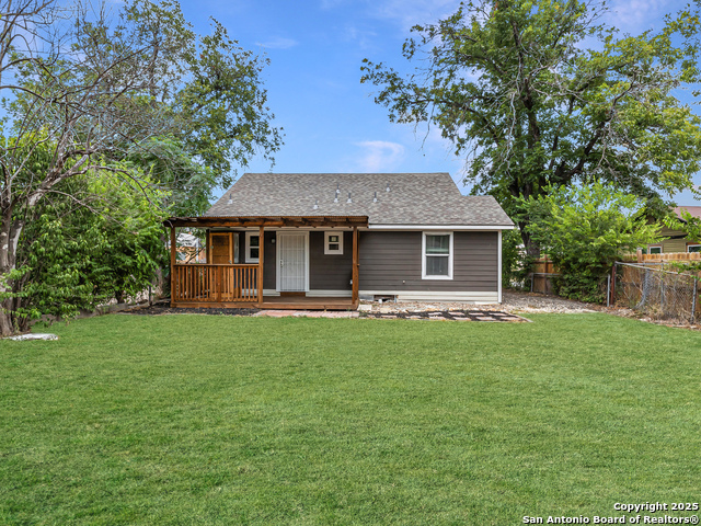 Image 17 of 23 For 2336 Houston E