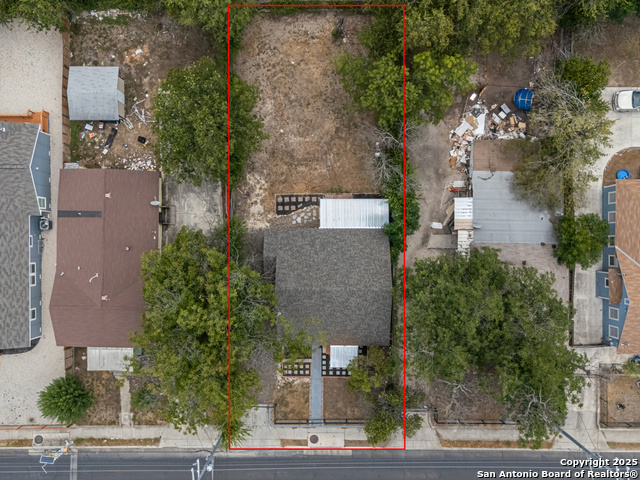 Image 19 of 23 For 2336 Houston E