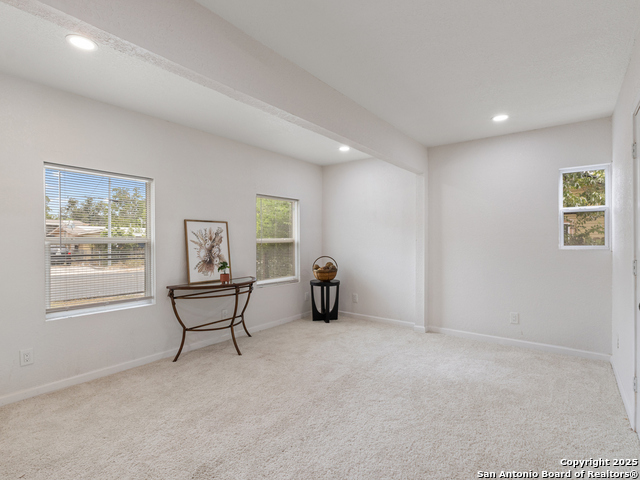 Image 9 of 23 For 2336 Houston E