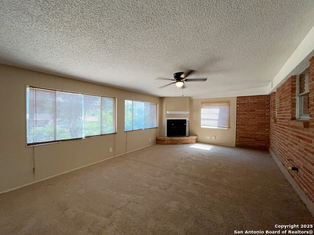 Image 17 of 41 For 4543 Cambray Dr