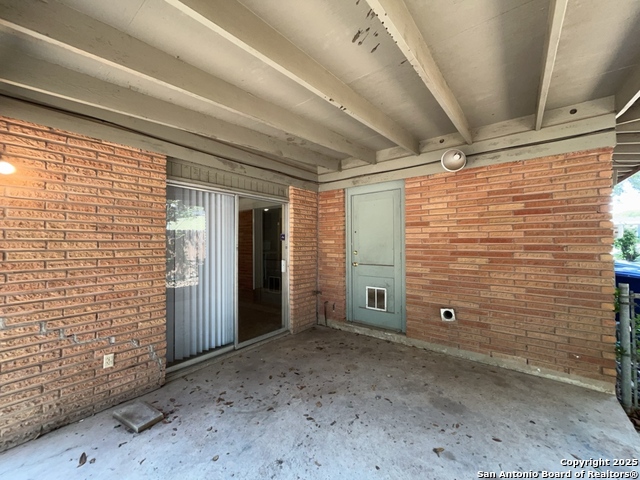 Image 35 of 41 For 4543 Cambray Dr