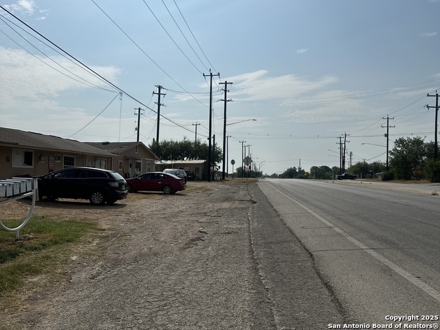 Image 12 of 40 For 10536 S Us Highway 181 E