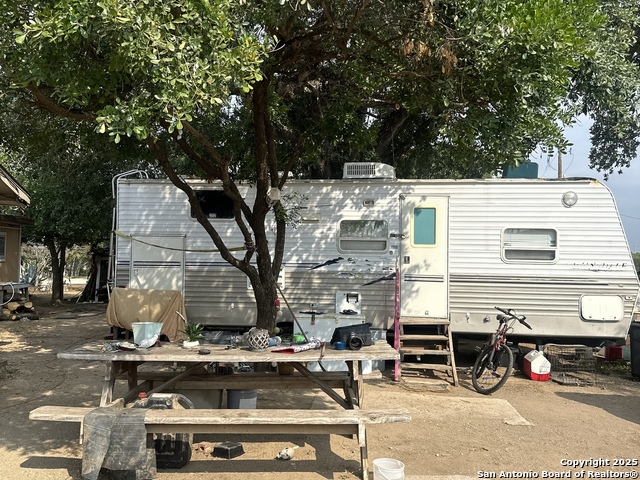 Image 21 of 40 For 10536 S Us Highway 181 E