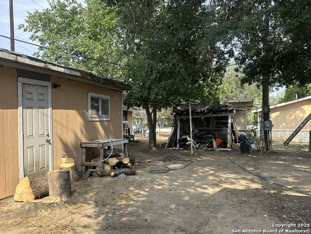 Image 24 of 40 For 10536 S Us Highway 181 E