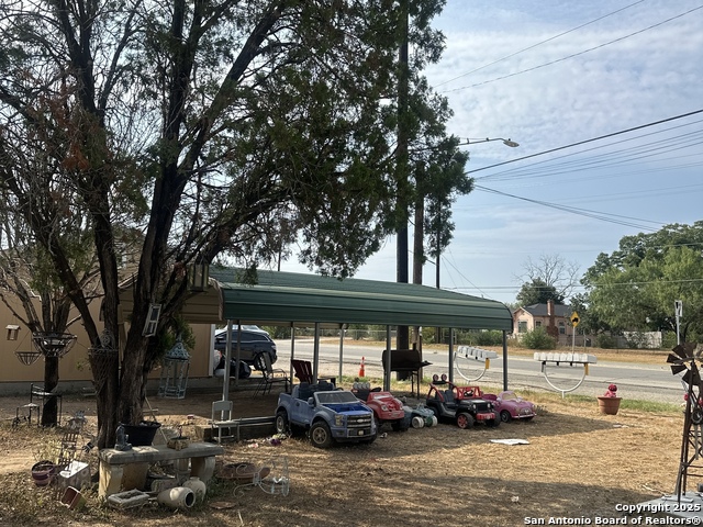 Image 9 of 40 For 10536 S Us Highway 181 E