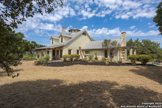 Listing photo id 29 for 597 Krause