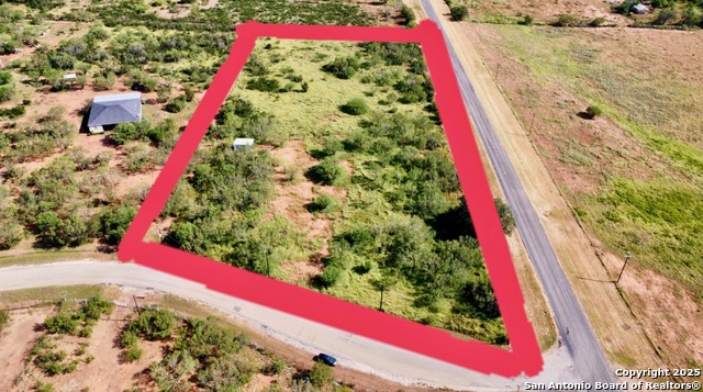 Details for 110 County Road 2660, Devine, TX 78016
