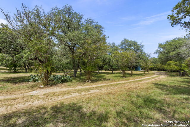 Image 28 of 38 For 1265 Comanche Path