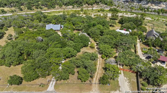 Image 31 of 38 For 1265 Comanche Path