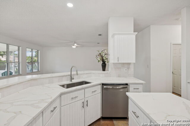 Image 30 of 50 For 1412 Denise Dr