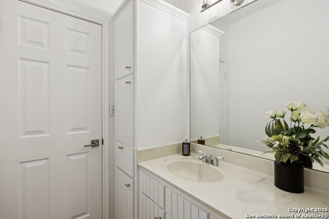 Image 40 of 50 For 1412 Denise Dr