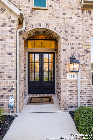 Image 2 of 43 For 118 Wild Rose Hill