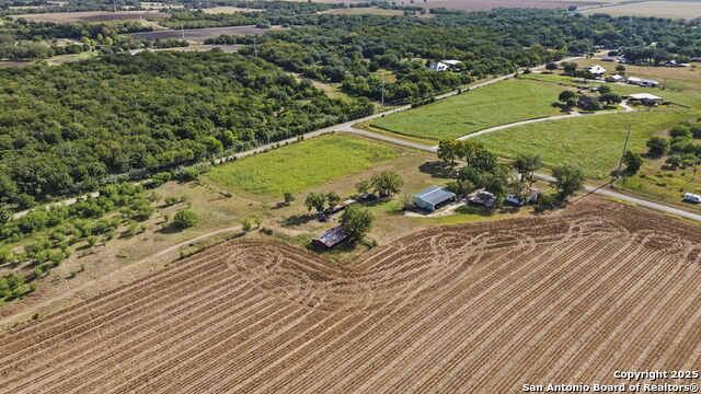 Listing photo id 8 for 4410 Ploetz  