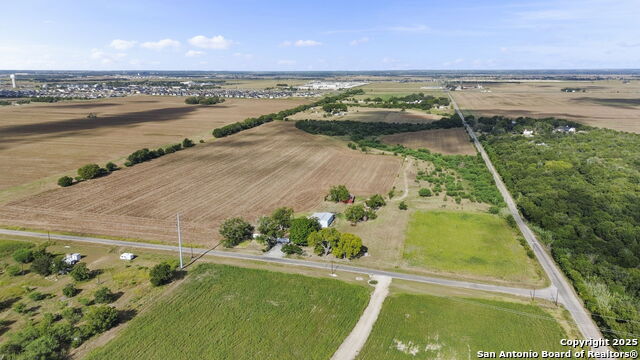 Listing photo id 1 for 4410 Ploetz  