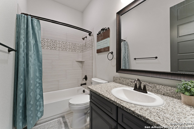 Image 27 of 43 For 632 Carson Rdg