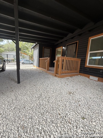 Image 20 of 21 For 703 San Augustine