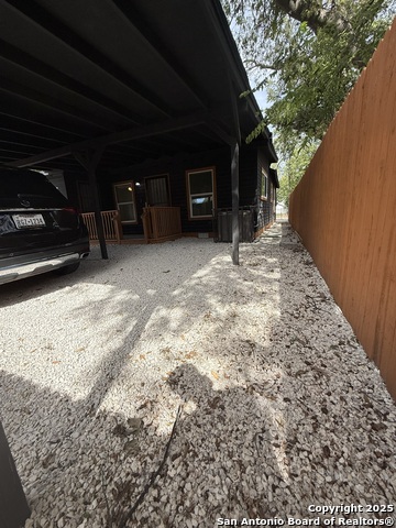 Image 21 of 21 For 703 San Augustine