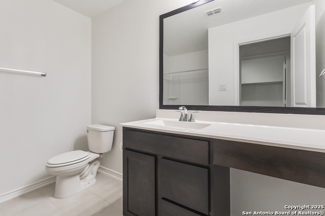 Listing photo id 14 for 10643 Military Dr Unit 70 W