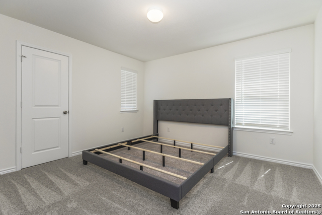 Listing photo id 4 for 10643 Military Dr Unit 70 W