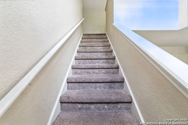 Image 12 of 22 For 10315 Mustang Ridge Rd