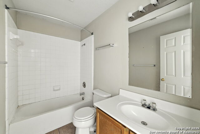 Image 16 of 22 For 10315 Mustang Ridge Rd
