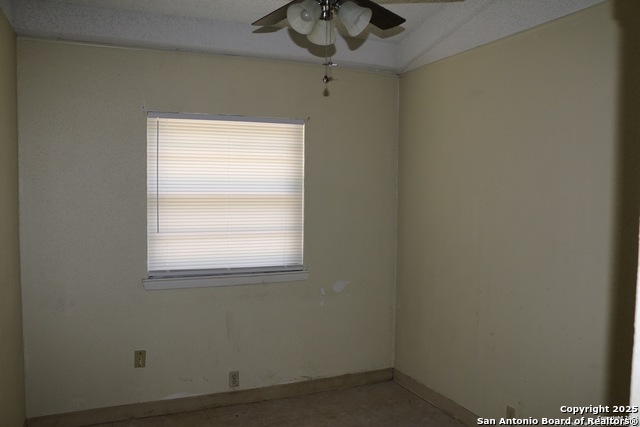 Image 12 of 21 For 2911 Cumbre