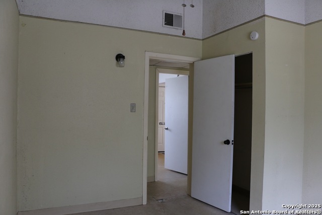 Image 14 of 21 For 2911 Cumbre