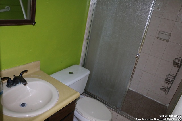 Image 20 of 21 For 2911 Cumbre