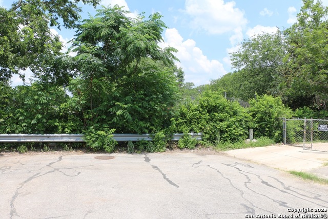 Image 5 of 21 For 2911 Cumbre