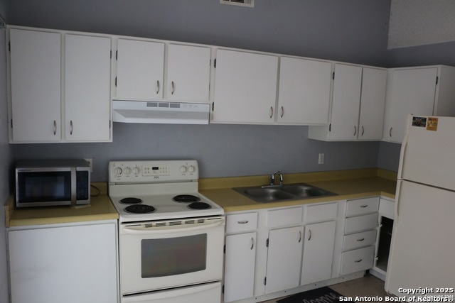 Image 6 of 21 For 2911 Cumbre