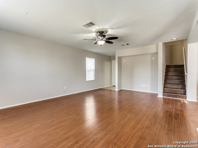 Listing photo id 1 for 3106 Carswell Bend