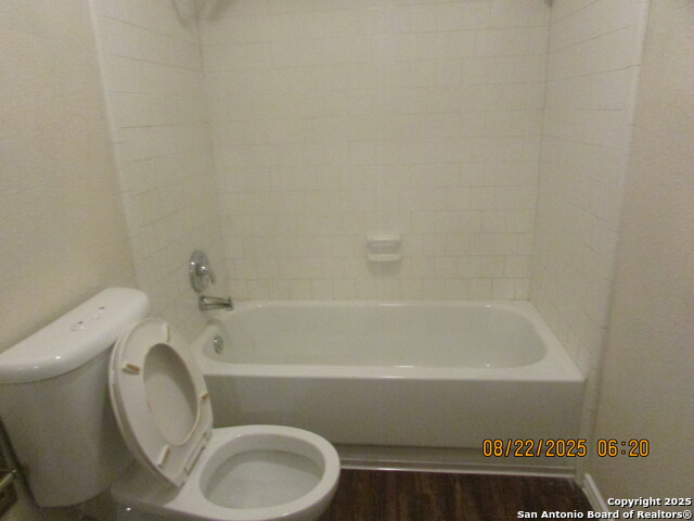 Image 16 of 28 For 6003 Broadmeadow